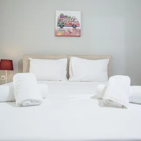 Metropolitan, Nilie Hospitality Mgmt
